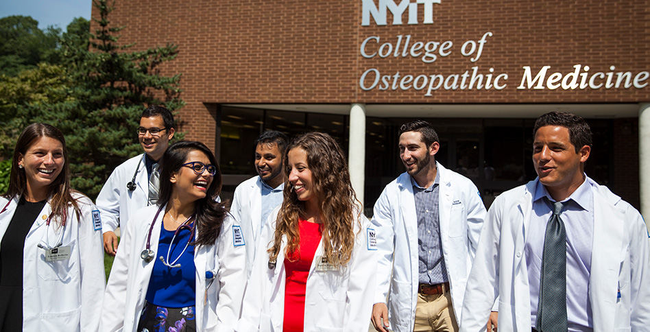 NYITCOM students gather outside NYITCOM students gather outside