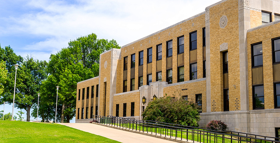 Arkansas State building facade