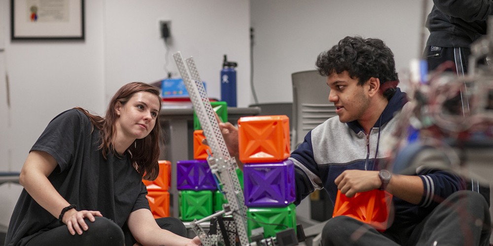Students using robots.